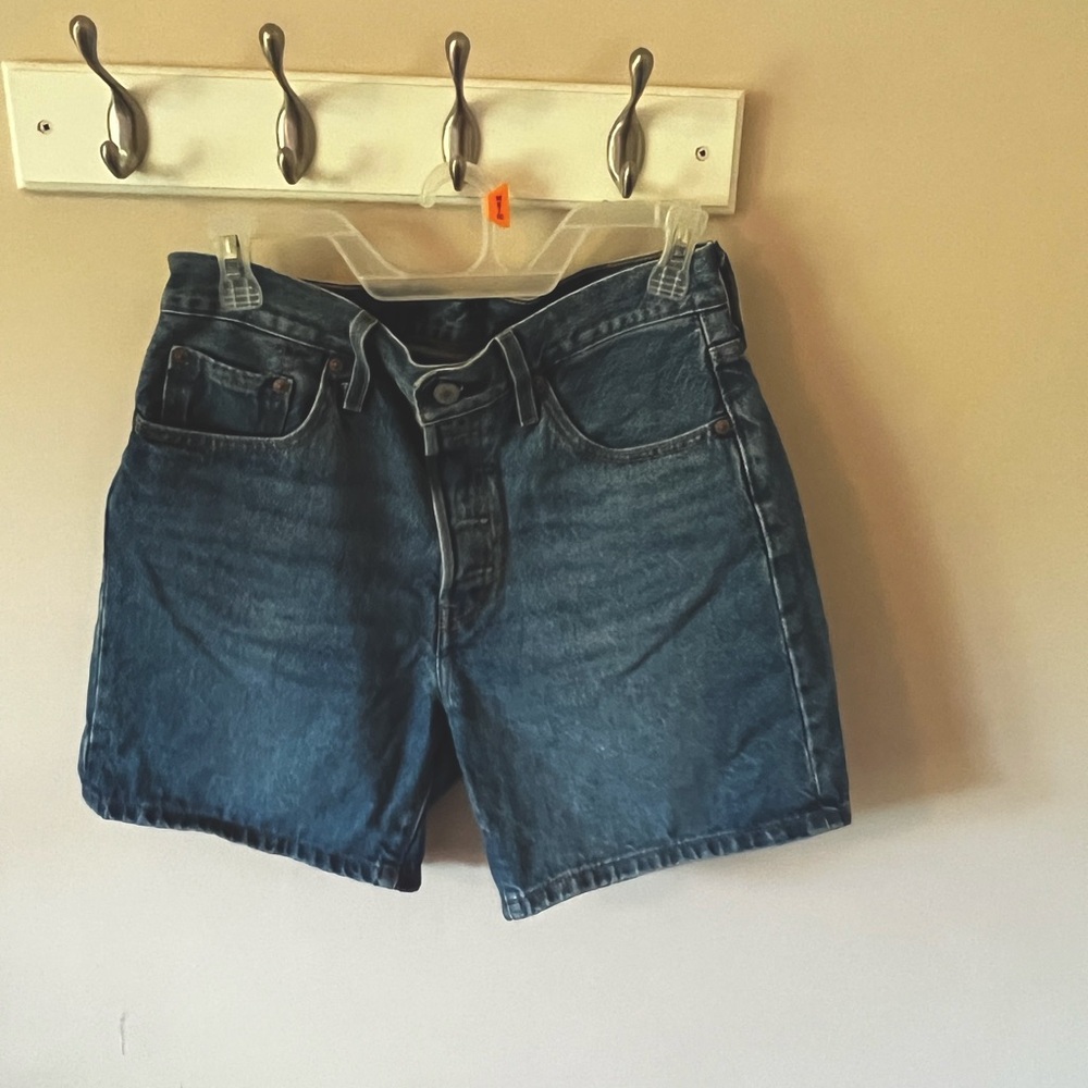 Levi  dark denim shorts